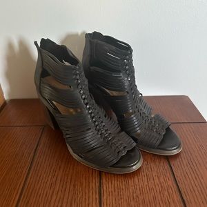 Lucky Brand Strappy Sandal with Heel. Size 8.5